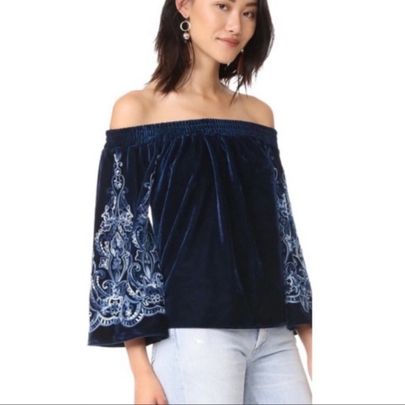 NWT ~ MISA LOS ANGELES LINEZ TOP - Picture 1 of 10